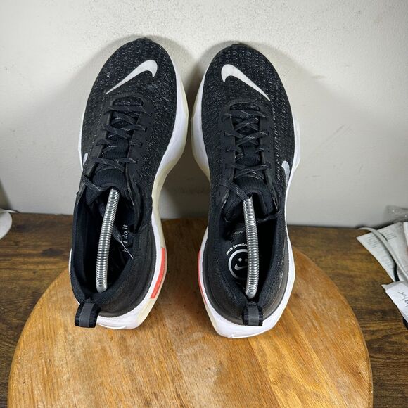 Athletic_Shoes